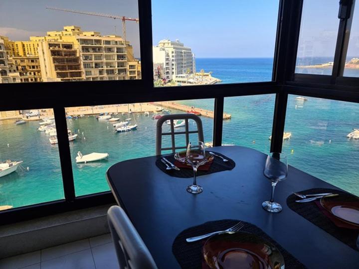 Spinola Bay Sea Front Apt 6 Saint Julian's Exteriér fotografie
